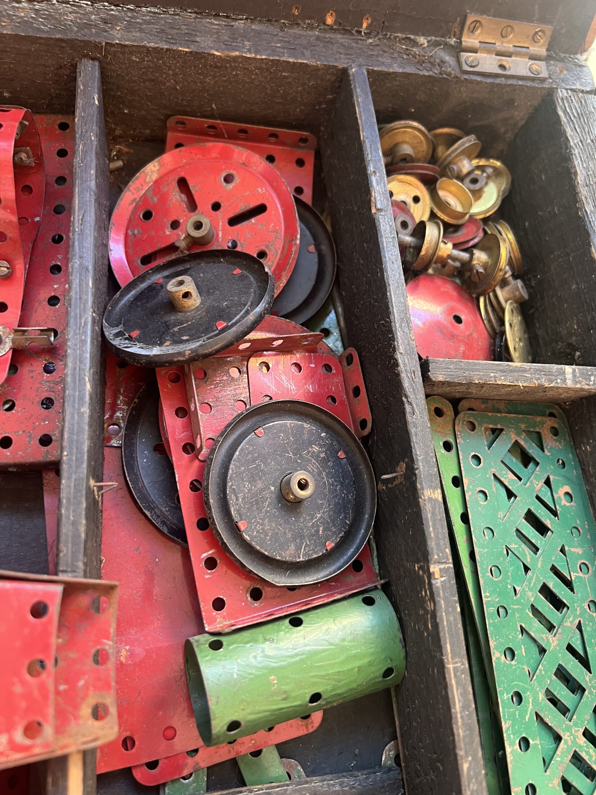 Vintage Meccano Construction Set - Image 2