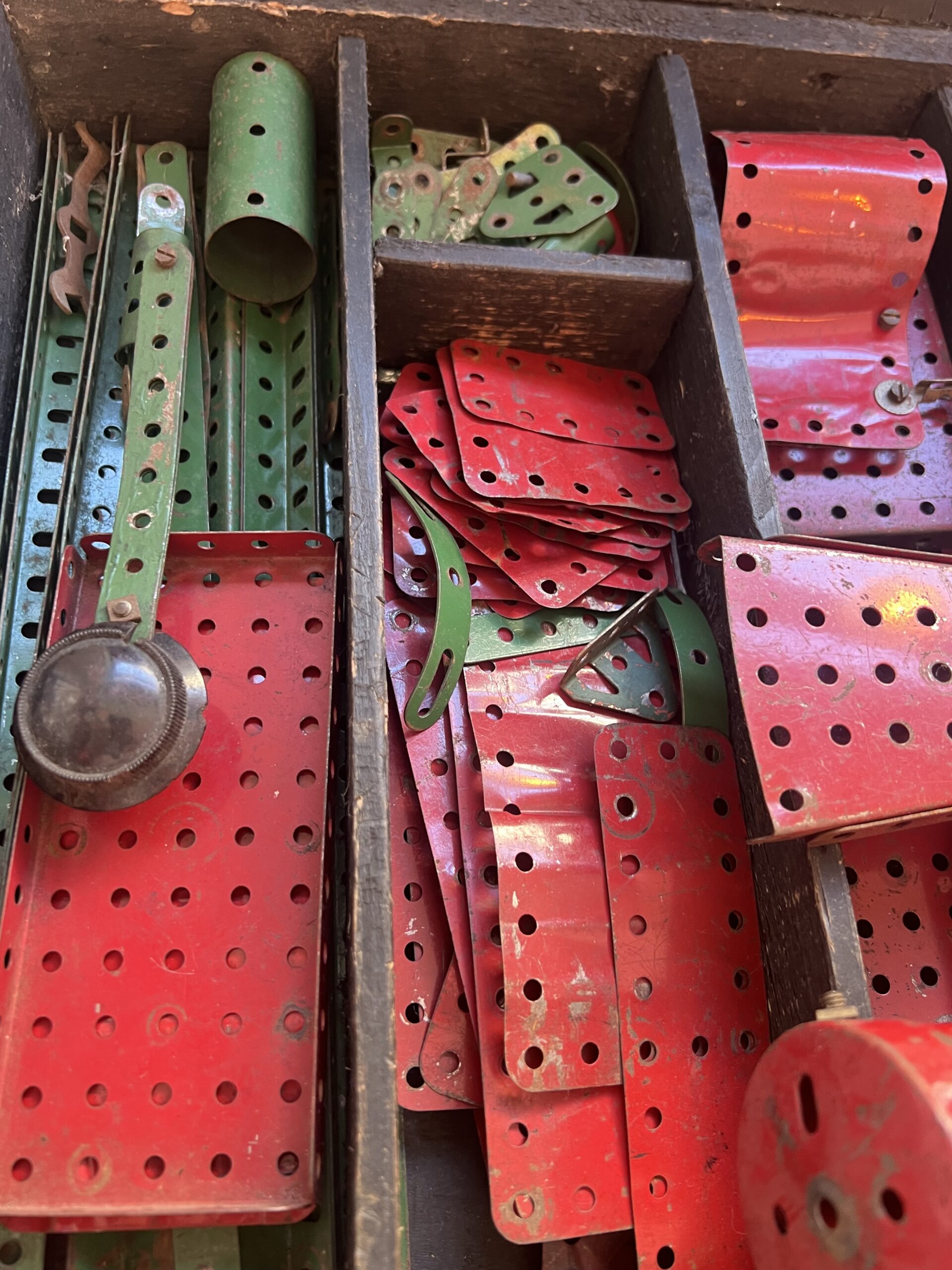 Vintage Meccano Construction Set - Image 5